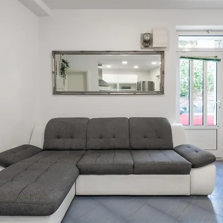 Charming Apartman